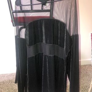 Ragged priest long sleeve, mesh dress